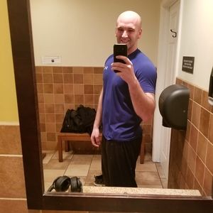 Meet your Posher, Thomas